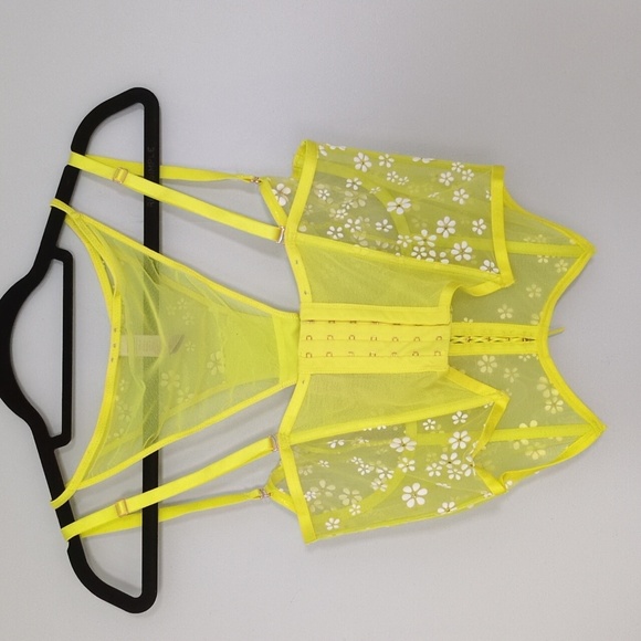 SAVAGE X FENTY Puff Daisy Unlined Bustier and Puff Daisy Bikini Bottoms - Picture 4 of 7